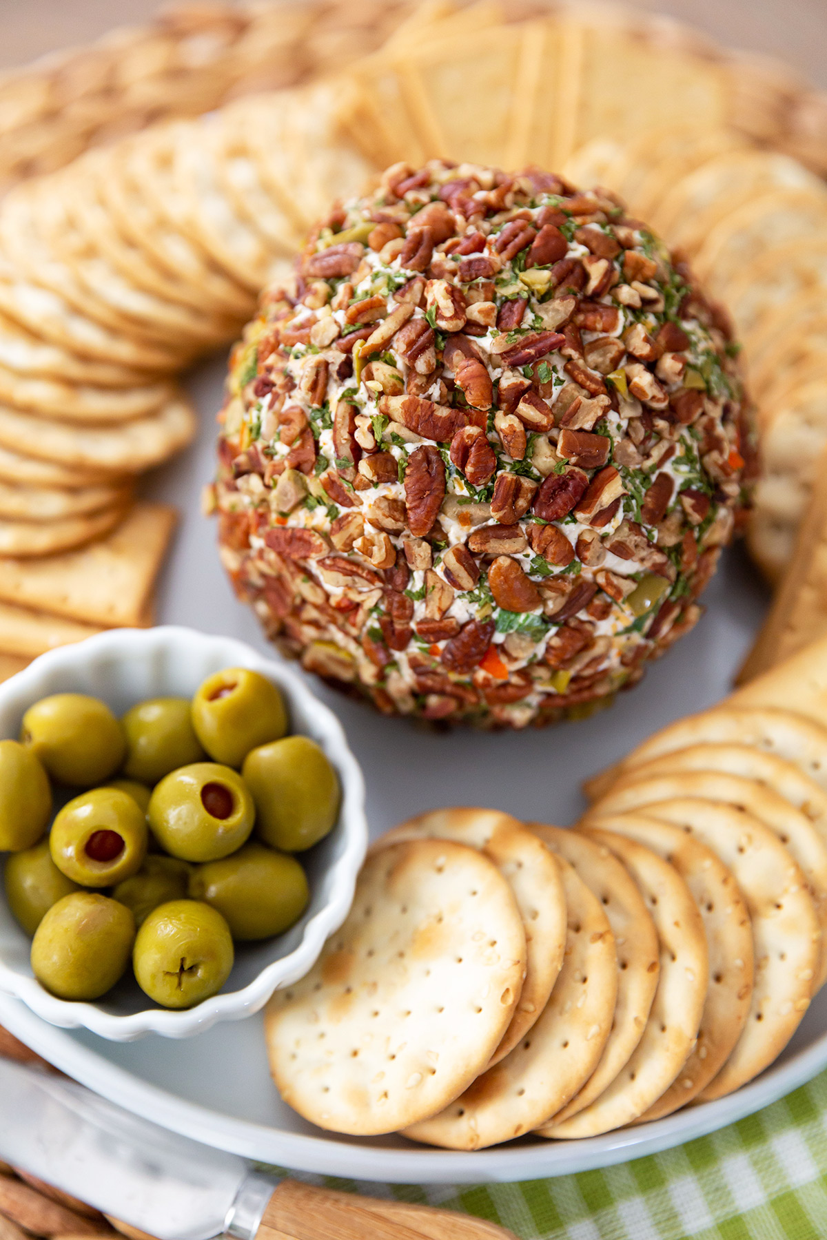 Olives and Cheddar Cheese Ball Appetizer