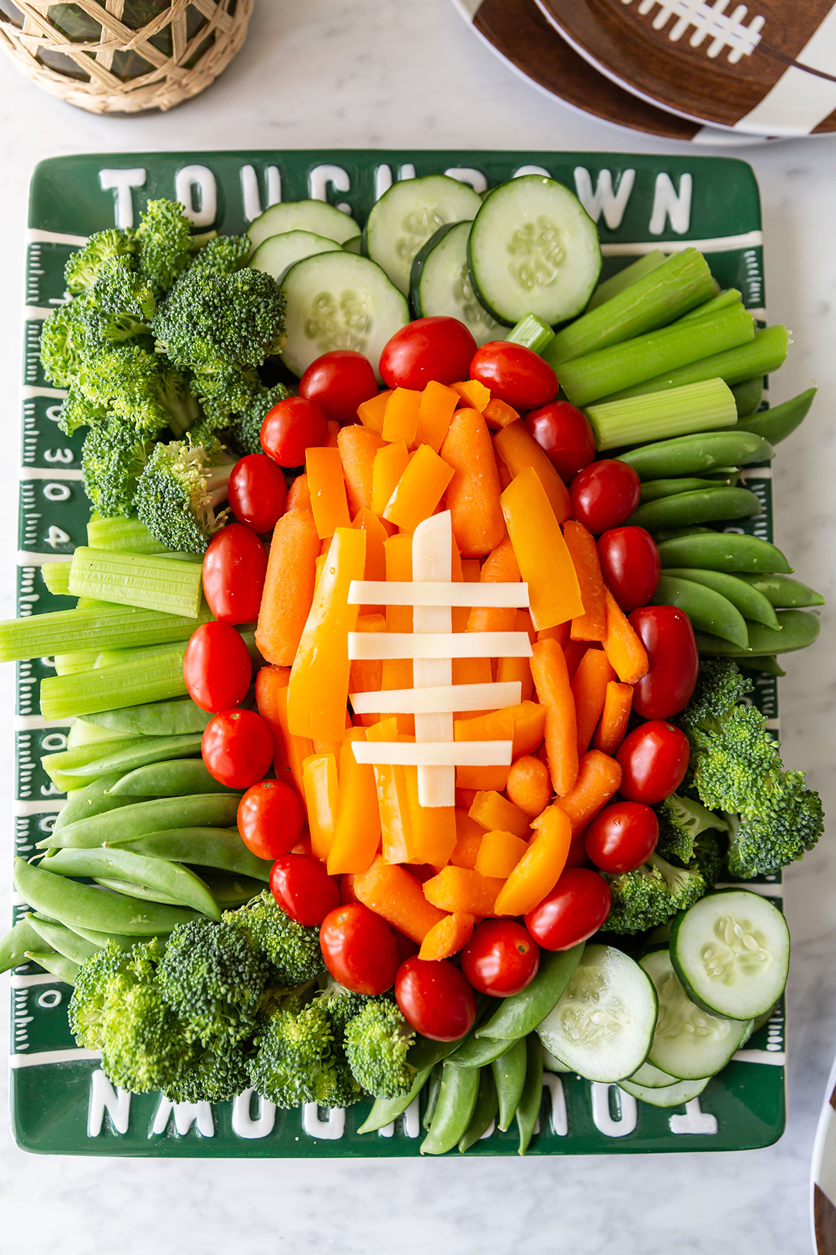 vegetable tray arrangement