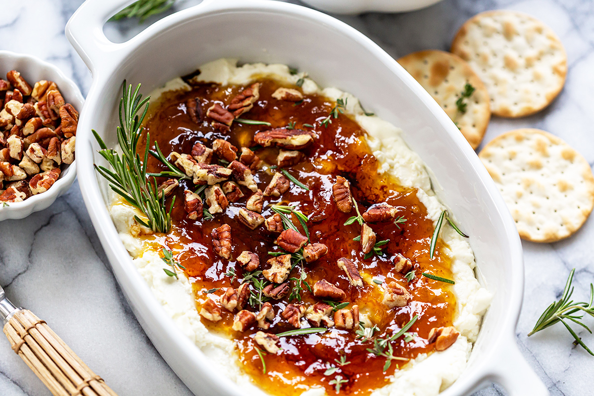 goat cheese appetizer spread with fig jam